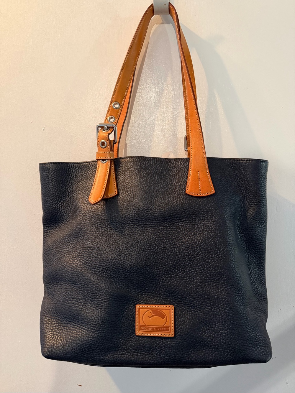 Dooney and Bourke navy Emily Tote like New